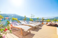 Phuket Patong Buri Resort - Infinity Pools