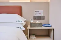 Ruyi Hotel (Luoyang Longmen High-Speed Railway Station Changxing Street) - 2 étoiles