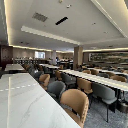 Tian Run Jin Zuo Hotel