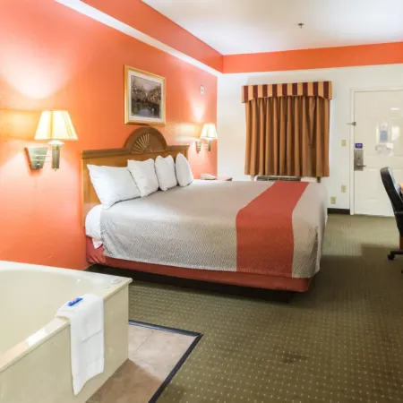 Motel 6 Alvarado, TX