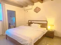 Xiangwang Homestay (Langzhong Ancient City Zhongtian Building)