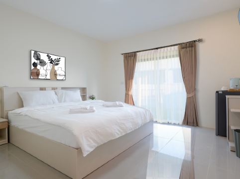 Three Monkeys Chaweng Beach