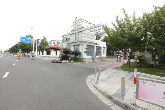 一閣公寓（上海國家會展中心虹橋火車站店）