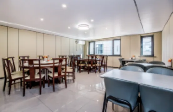 Chengde  Longhua Lanyu Hot Springs Homestay (Qijia Hot Springs)