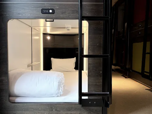 Capsule Hostel Suzumoriya