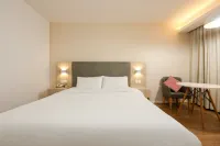 Four Seasons Cloud Hotel (Peixian Hancheng Scenic Area Branch)