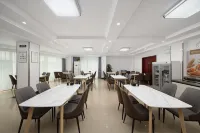 GreenTree Inn (Anqid Railway Passenger Transport Center Station 7th Street Fuyang Hotel) - breakfast