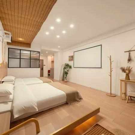 Nanwu Chushe · Xiaozhan (Xinhualian Square Branch)