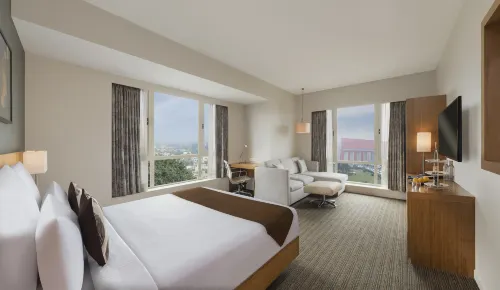 Novotel Lucknow Gomti Nagar - Kylpylä