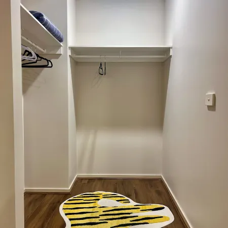 Jing's home