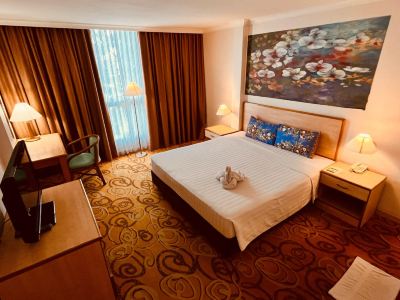 THE ORCHID HOTEL