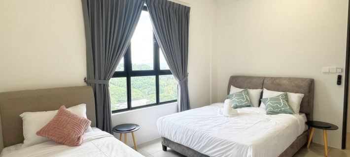 Family Suites Netflix House Aston Acacia Bukit Mertajam Hotel di Seberang Perai Tengah