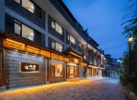 Fan Yun Mountain Villa River View Designer B&B (Zhusheng Bridge, Zhenyuan Ancient Town - Wifi
