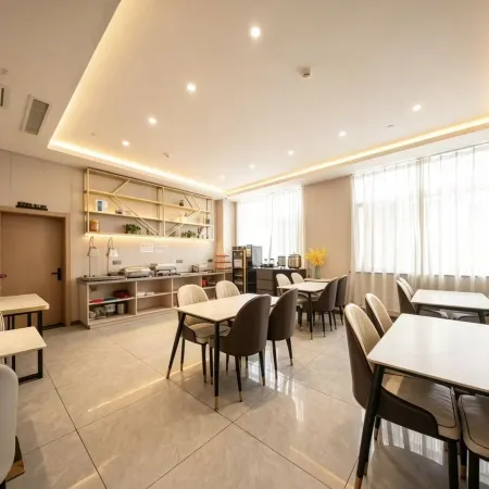 Baiyue Longkou Hotel