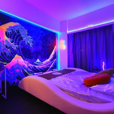 4 minutes from Shinjuku central. Comfortable bed. Cyber Shinjuku Room Hotels near Jisho-in Temple