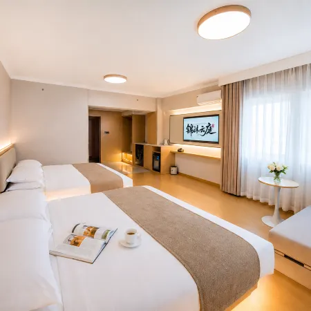Manzhouli Jinmu Yunting Hotel (Zhongsu Pedestrian Street Huadu Building)