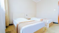 Yuzhong Longshan Hotel (New World Shopping Mall) - 2-Star