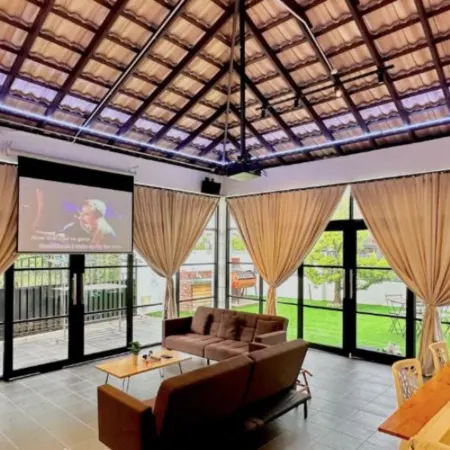 Garden HomeStay TownArea Karaok Mahjong PrivatePool By Heystay Management