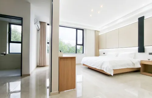 Purple Cloud Manor Homestay