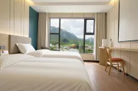 Kangrun Retreat Homestay (Langmusi Scenic Area) - parkir
