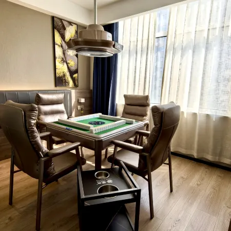 7 Days Premium (Inzone Green Home, Fuqian St., Dongying)