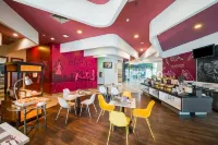 Favehotel Pluit Junction - 2-Star