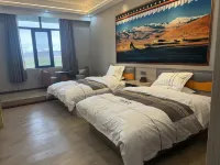 Tingri Ancient Castle Scenic Hotel - Homestays
