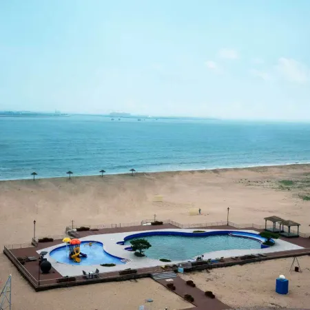 Haiyang Jianguo Hotel