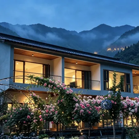 Liuba Chuyuxuan Homestay