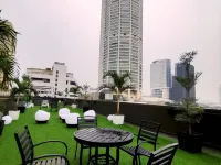The Wow Boutique Hoteles cerca de Complejo Komtar