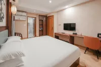 โรงแรมแมนจู - พร้อมระเบียง