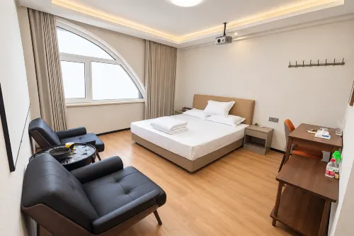 Shanshuitang Hot Spring Hotel - 2-Star