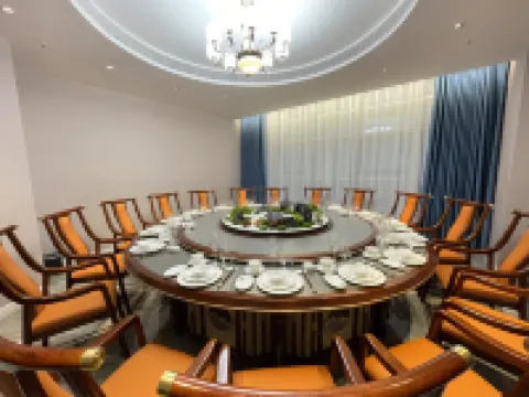 維也納國際酒店（重慶彭水兩江廣場店） 彭水酒店