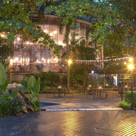 Oak Tree Emerald Hotel & Conventions Semarang