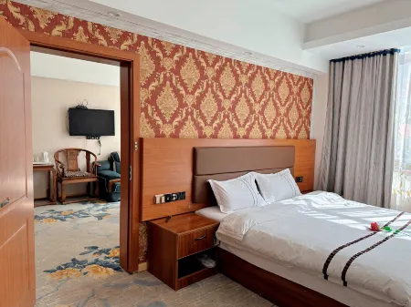 Golden Guo Hotel Отели рядом с достопримечательностью «Gongjue Passenger Transport Terminal»