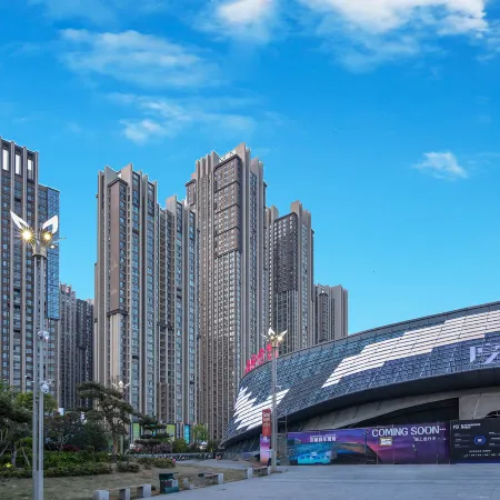 Luohe Yunshe High Altitude View Hotel (Zhujiang Road Food Street Wanda Branch)