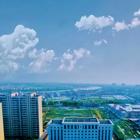 Honeycomb Bons Cloud Hotel (Hanchuan Renmin Avenue Aolin Xindu Branch)