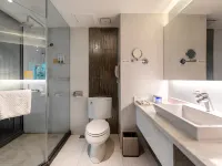 Kunming Langwei Hotel (Kunming Railway Station Branch) Hotels near Fude Station