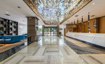 Sanyuan Hotel (Zixing Dongjiang Lake)