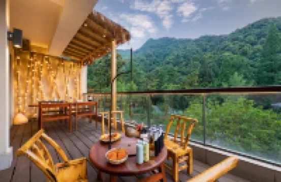 Anji Yushan Qingyin Homestay (Hangzhou HelloKitty Paradise Shop)