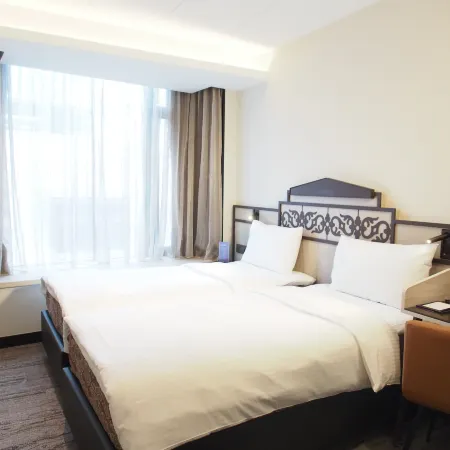 Aqueen Prestige Hotel Lavender Отели рядом с достопримечательностью «Торговый центр Mustafa»