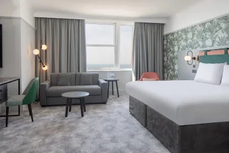 DoubleTree by Hilton Brighton Metropole