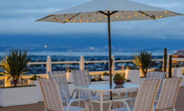 Dali Manbu Cang'er Inn (South Gate of the Ancient City)