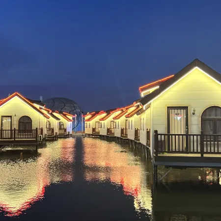 Yuelu Island Style Holiday Water Chalet (Yuedao Branch)