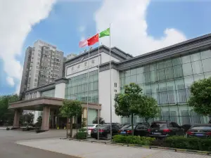 Popular Four-Star Hotels in Longchang