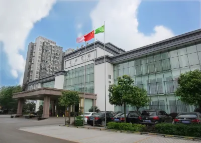 East Hotel Hotels in Longchang