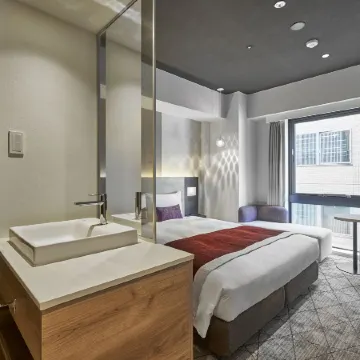 Daiwa Roynet Hotel Osaka Sakaisuji Honmachi PREMIER Отели рядом с достопримечательностью «Конференц-центр MyDome OSAKA»