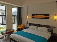 Shuimo Fengshe Hostel Hotels in Xingyi