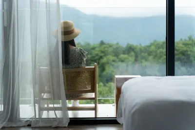 First Seeing the Far Mountain Natuae Senjun Yunhai Concept Homestay