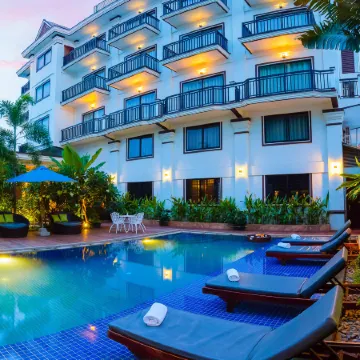 Ratana Angkor Hotel Отели рядом с достопримечательностью «Пном Бакхенг»